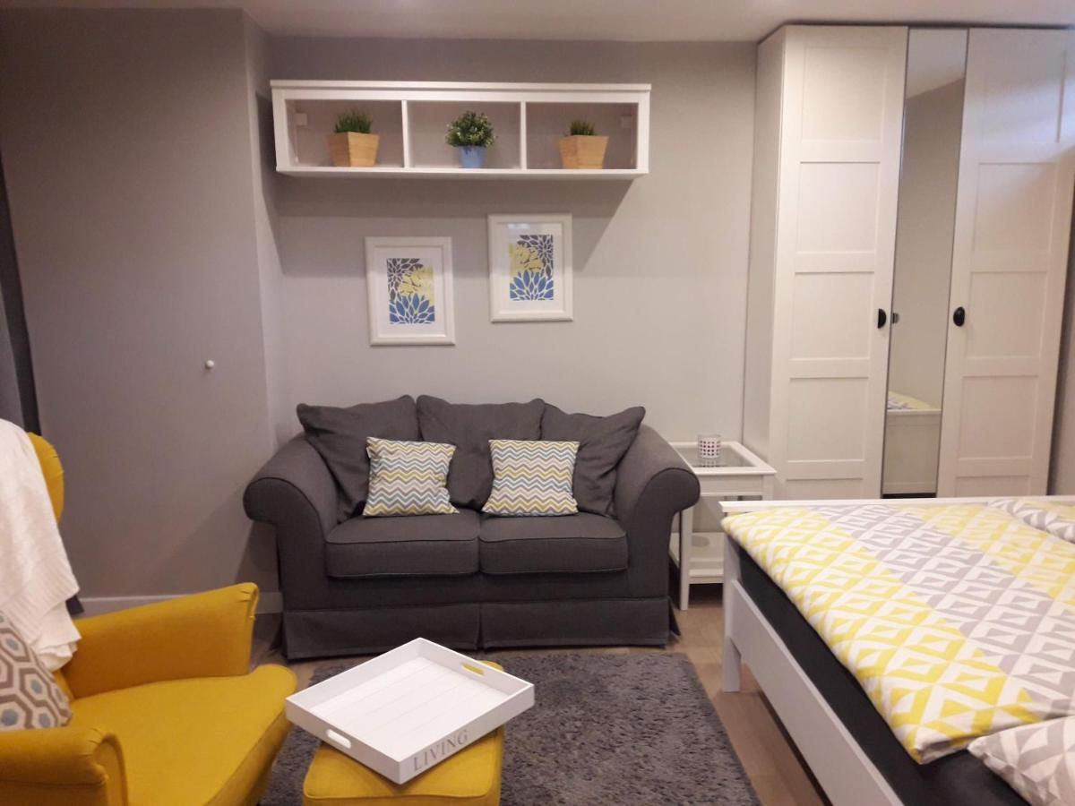 Alpine Cottage Μπλεντ Εξωτερικό φωτογραφία